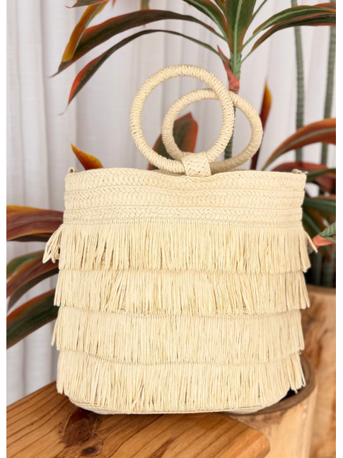 BOLSA DE PALHA COM FRANJAS OFF WHITE