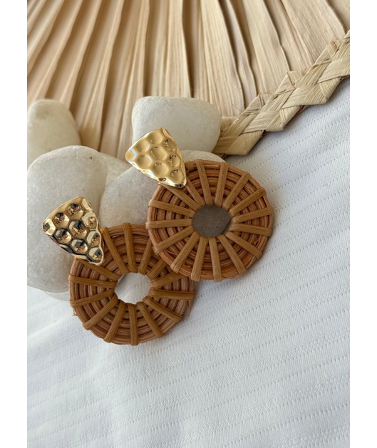 ACESSÓRIO DE PRAIA BRINCO REDONDO EM PALHA NUDE