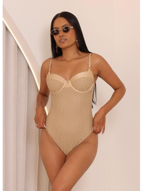 MAIÔ MEIA TAÇA CROCHÊ NUDE COLEÇÃO FESTEJAR