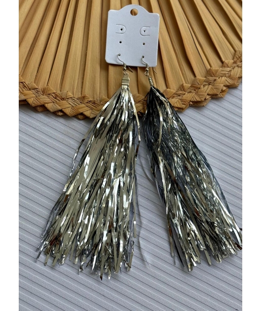 ACESSÓRIO BRINCO POMPOM PRATA