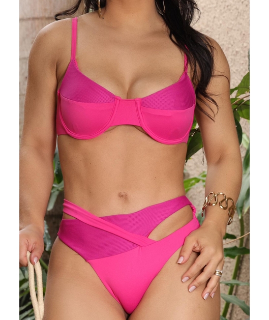 BIQUÍNI MEIA TAÇA CALCINHA ENTRELAÇADA ROSA COLEÇÃO BEIRA MAR