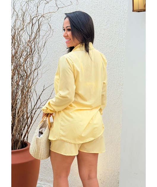 SAÍDA DE PRAIA CONJUNTO CAMISA E SHORT AMARELO COLEÇÃO PUNTA CANA