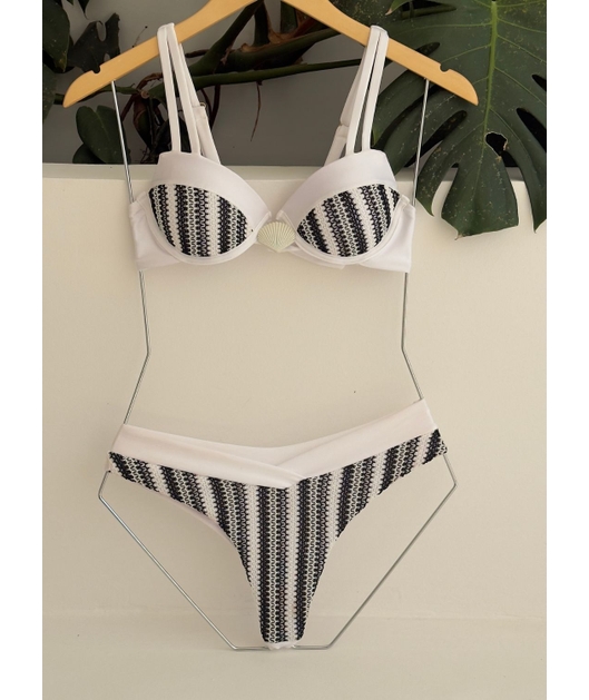 BIQUÍNI MEIA TAÇA CROCHÊ CALCINHA ASA DELTA BRANCO COLEÇÃO MARINE