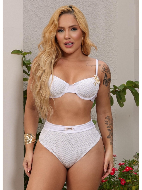 BIQUÍNI MEIA TAÇA CROCHÊ CALCINHA ALTA BRANCO COLEÇÃO ESSÊNCIA BORDADAS