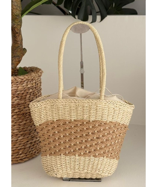 BOLSA DE PALHA MEDIA OFF WHITE COM LISTRAS NUDE